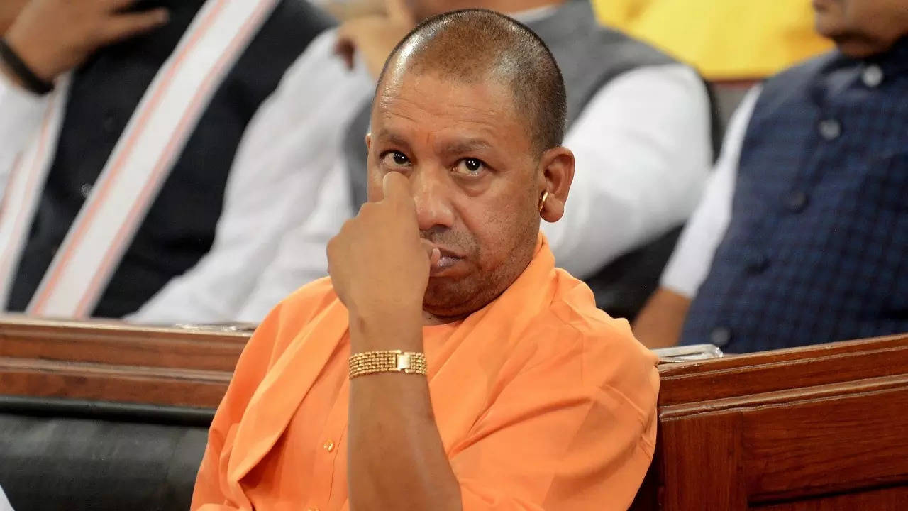 Blue tick removed from CM Yogi Adityanath Twitter account