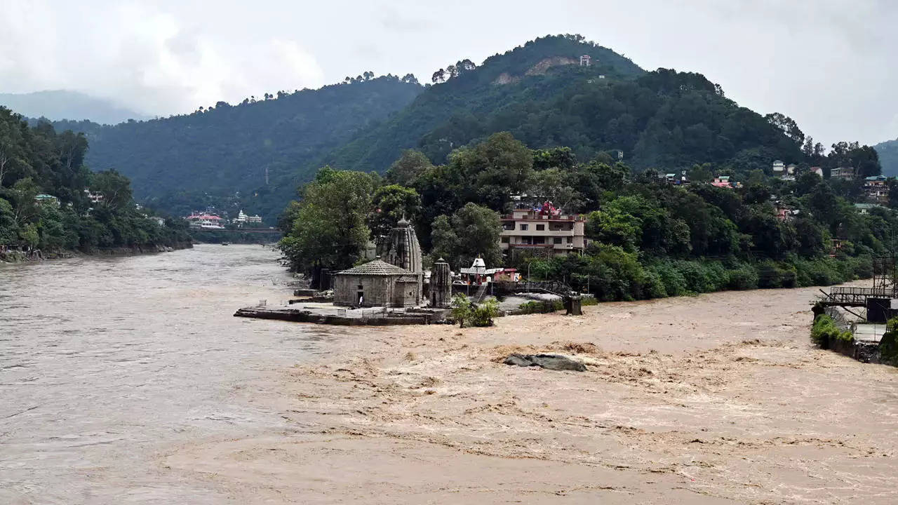 Himachal Pradesh Continues To Receive Heavy Rainfall