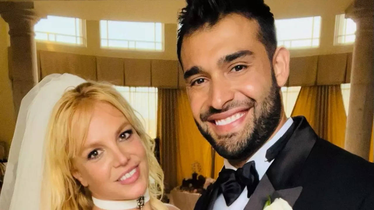 Couldn’t Take The Pain...: Britney Spears BREAKS SILENCE On Divorce With Sam Asghari In EMOTIONAL Post