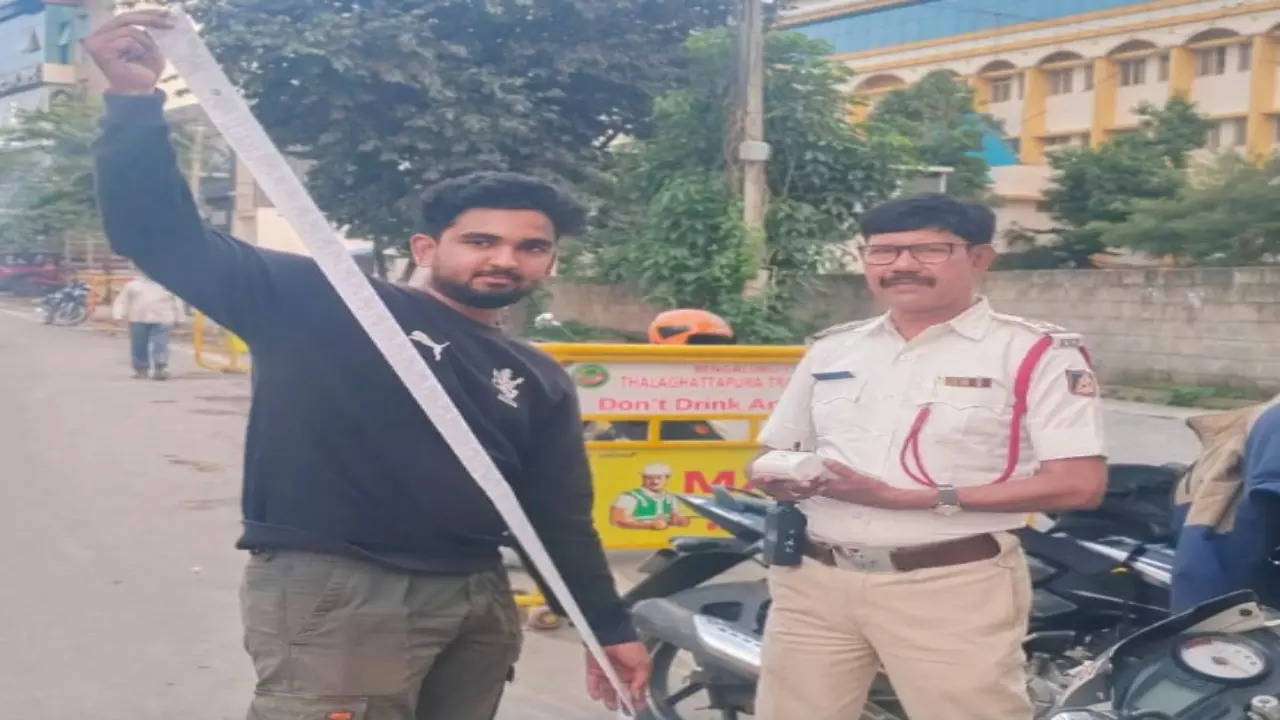 Bengaluru Traffic Police Catches Biker With 40 Pending Cases, Makes Him ...