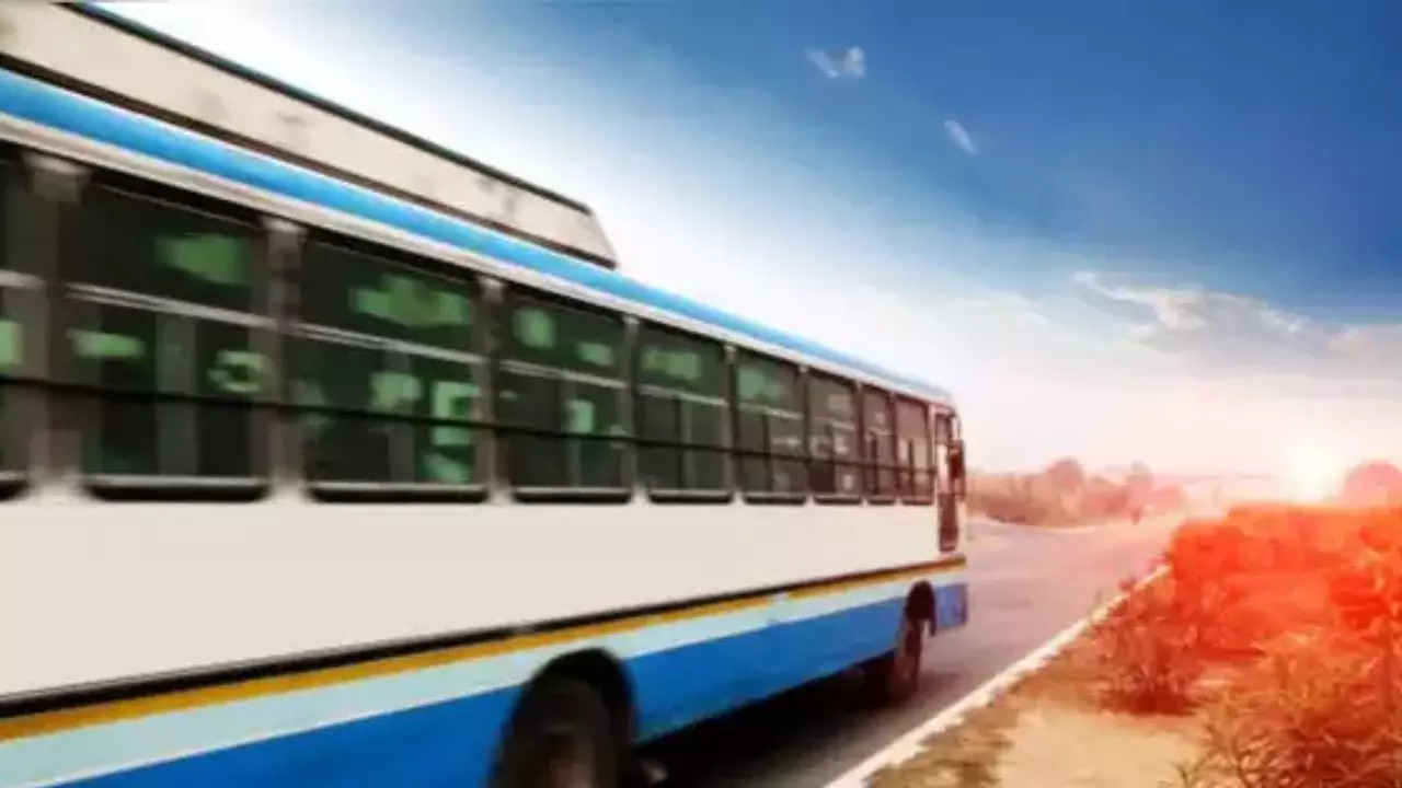 Pune Bus