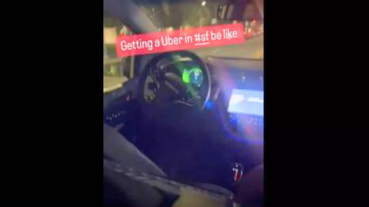 Self Driving Car Picks Up Passenger In San Francisco Watch Viral