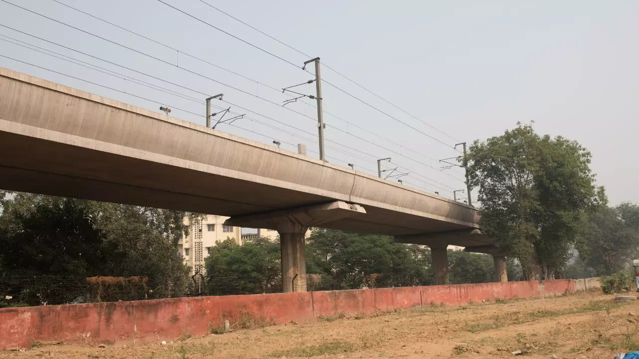 Chirag Delhi Flyover