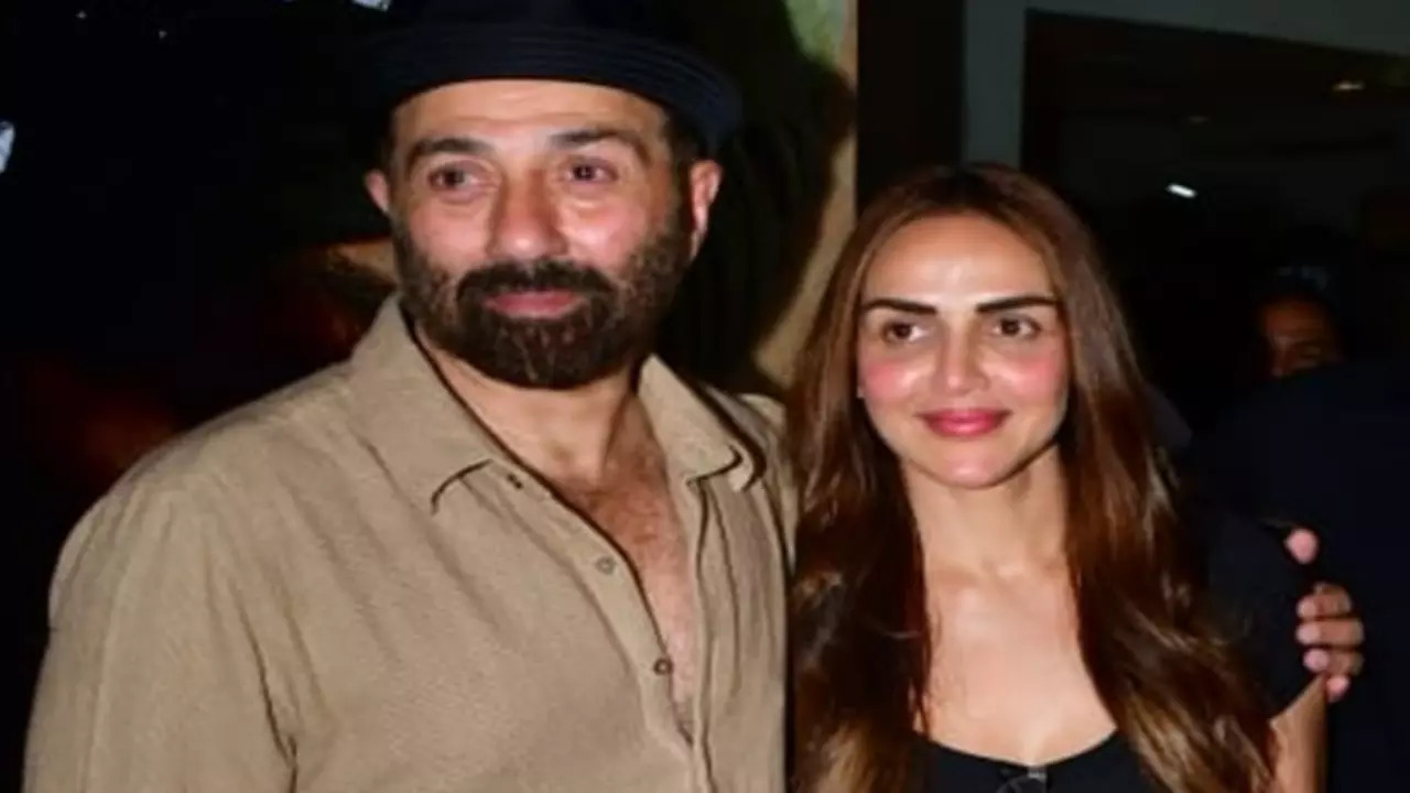 Esha Deol with Sunny Deol