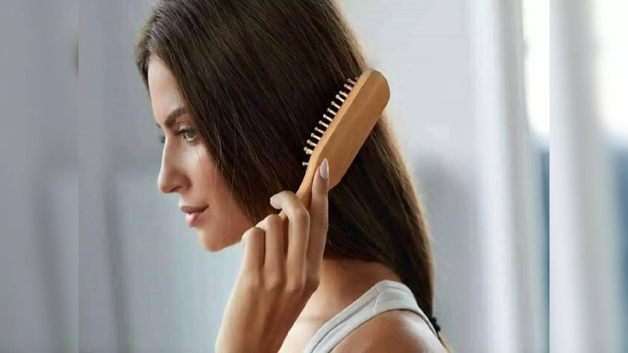 hair care tips use the right comb and method to stop hair fall.