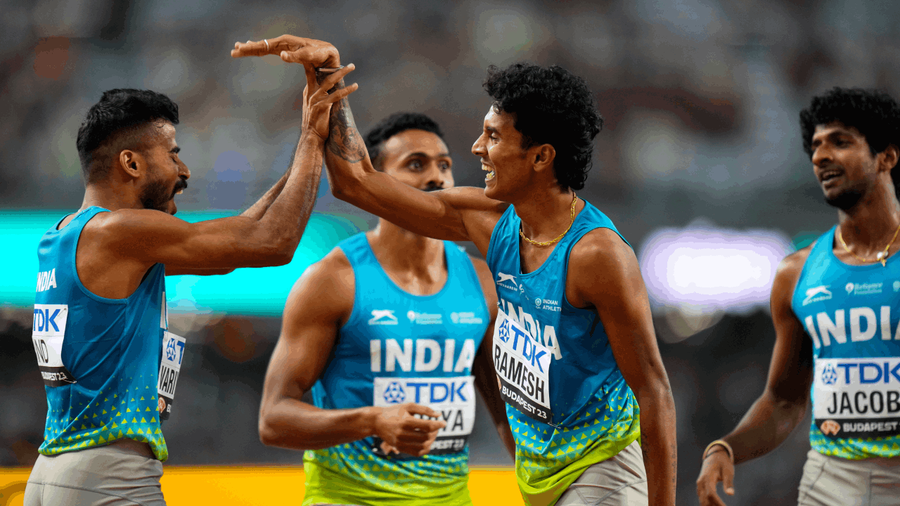 india 4 X 400m