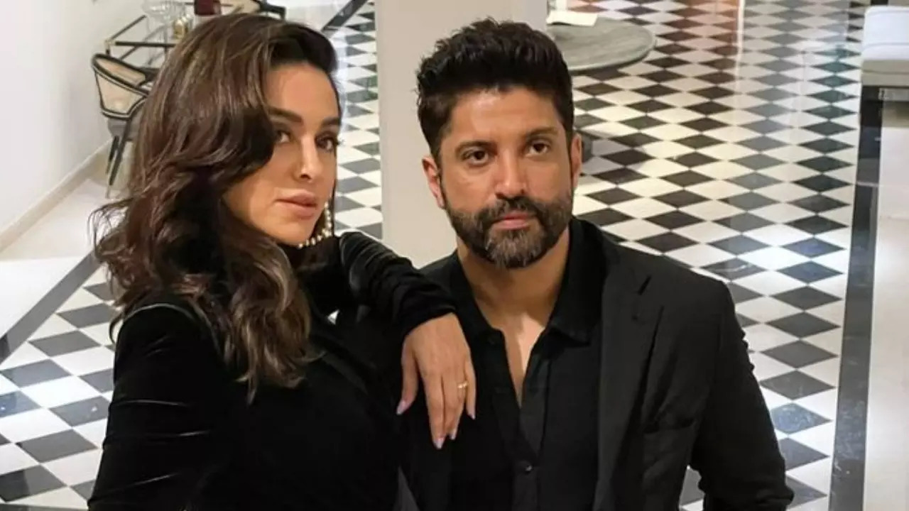 Shibani Dandekar and Farhan Akhtar