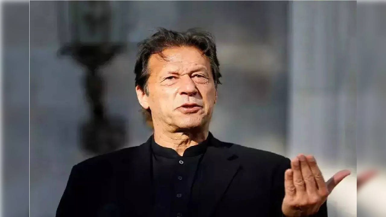 Imran Khan Admits Misplacing Confidential Diplomatic Cable As Pak’s Top Investigative Agency Comes Heavy On Him