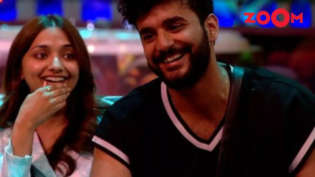 ​Abhishek Malhan and Jiya Shankar​ music video