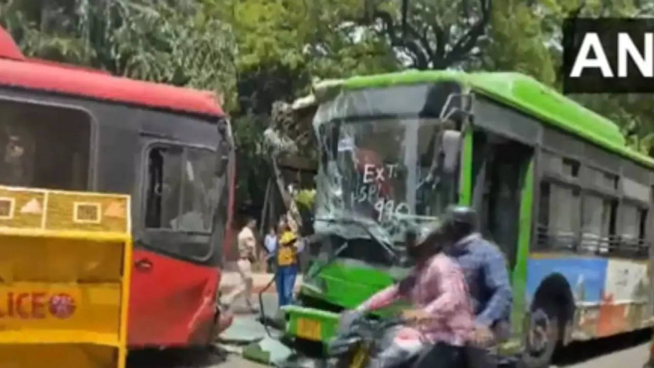 Delhi Bus Accident