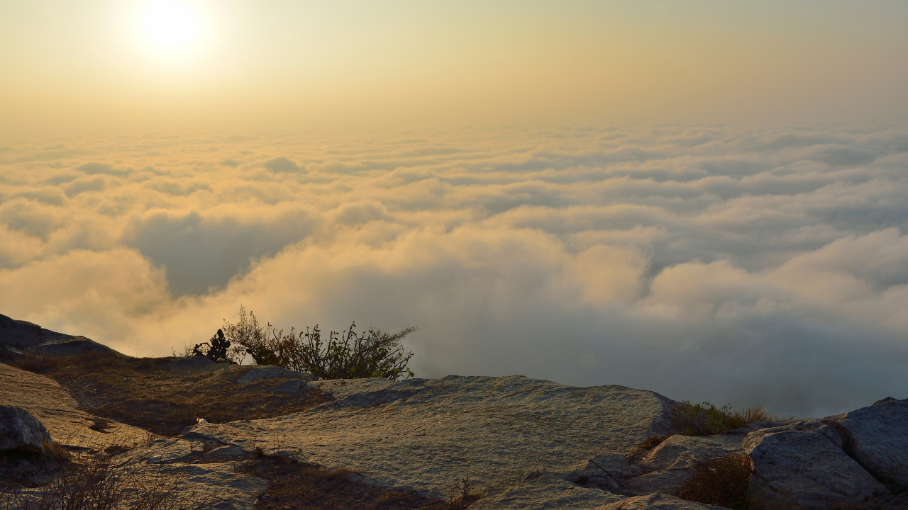 Karnataka Govt To Ban Private Vehicles In Nandi Hills to boost tourism