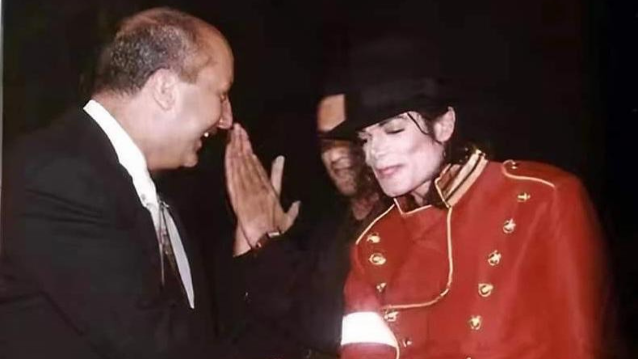 Anupam Kher Shares Throwback Pic With 'King Of Pop' Michael Jackson, Calls Meeting Him 'Magical'