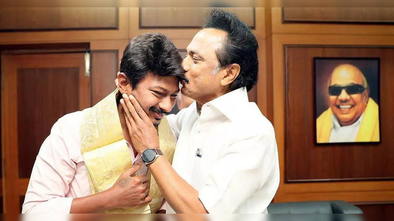 Udhayanidhi Stalin with father MK Stalin