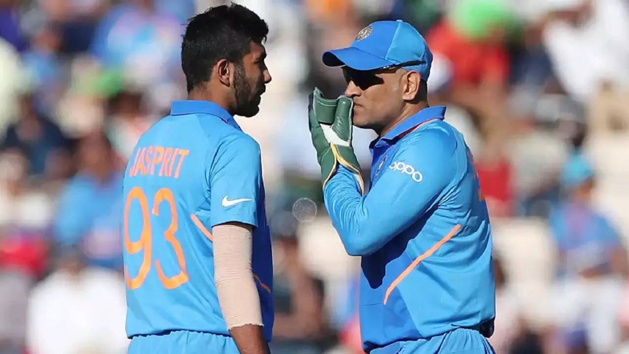 Family Is Everything: Netizens SLAM Troll Who Compared Bumrah With MS Dhoni After Pacer Announces Fatherhood