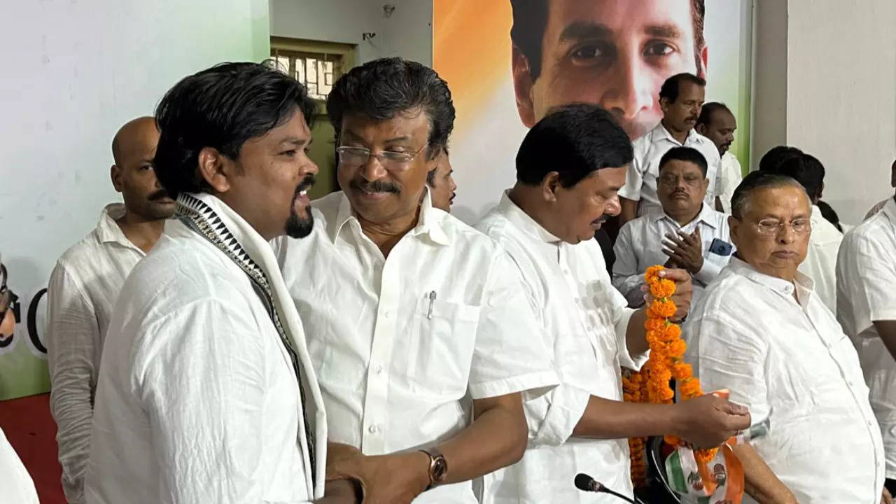 prabodh tirkey joins congress