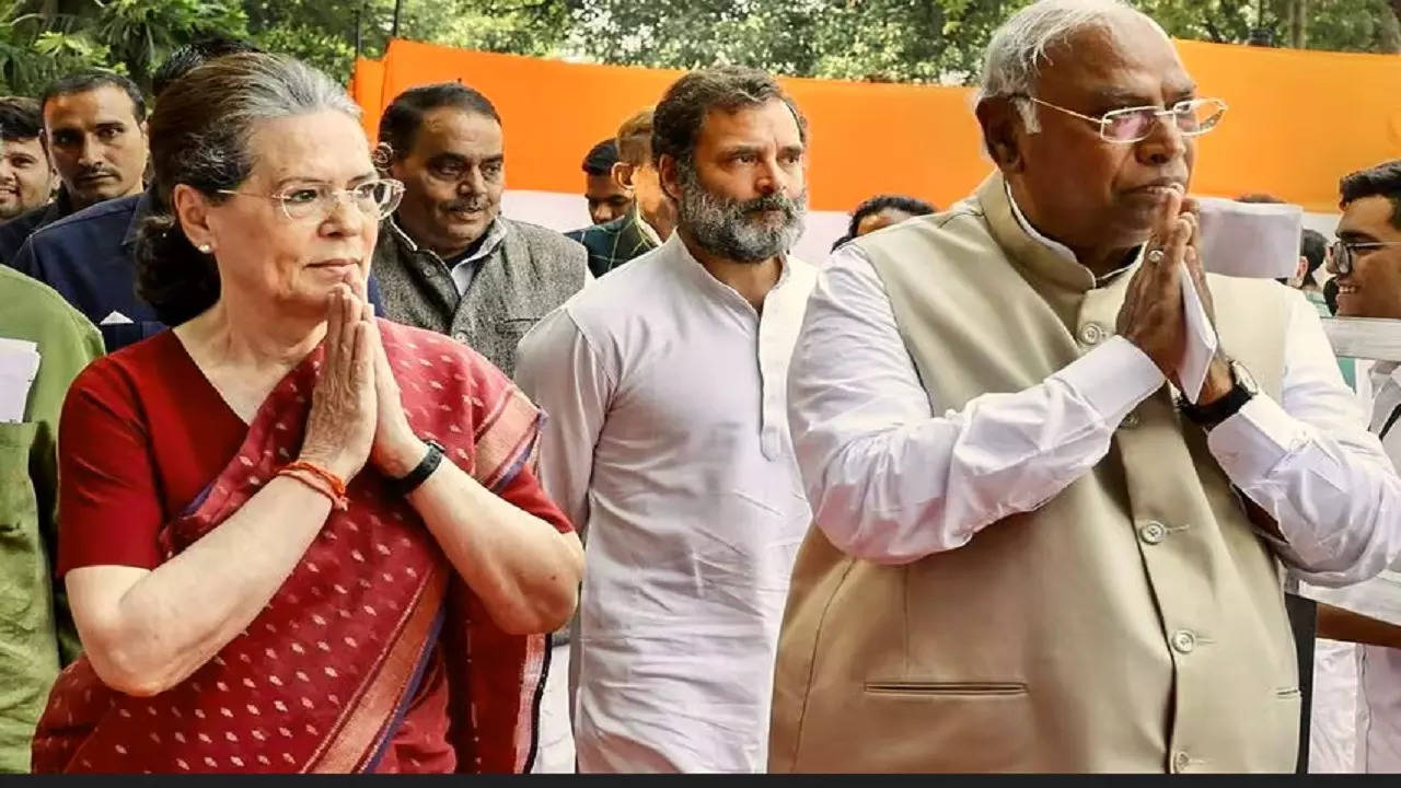 Kharge, Sonia, Rahul