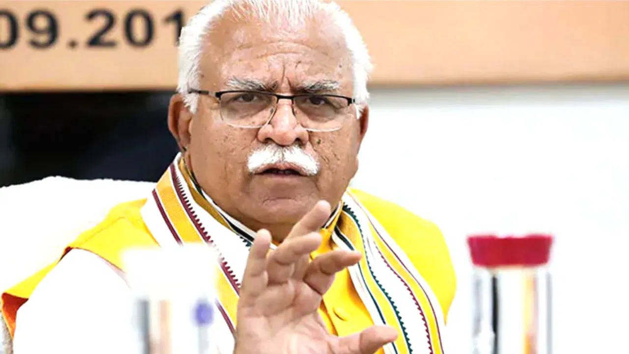 ML Khattar's Reply To Woman Draws Flak | Video