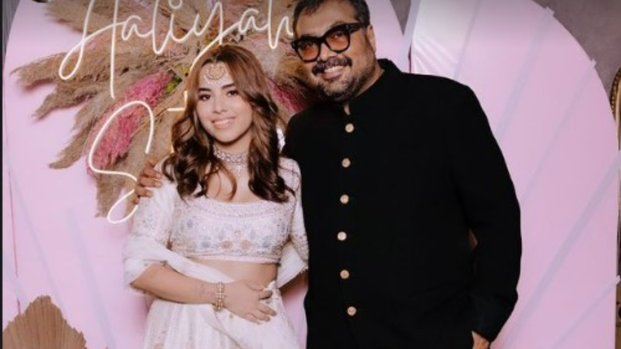 Anurag Kashyap gets birthday wishes from daughter