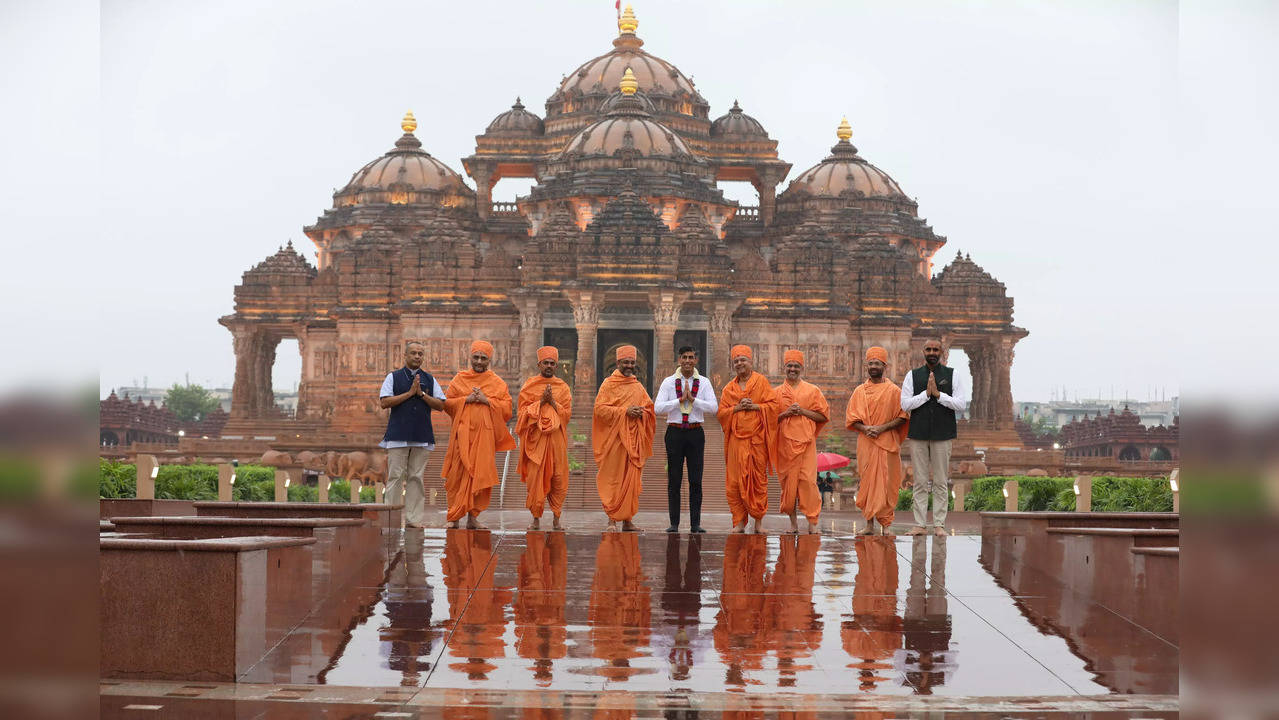 Rishi Sunak at Akshardham Temple