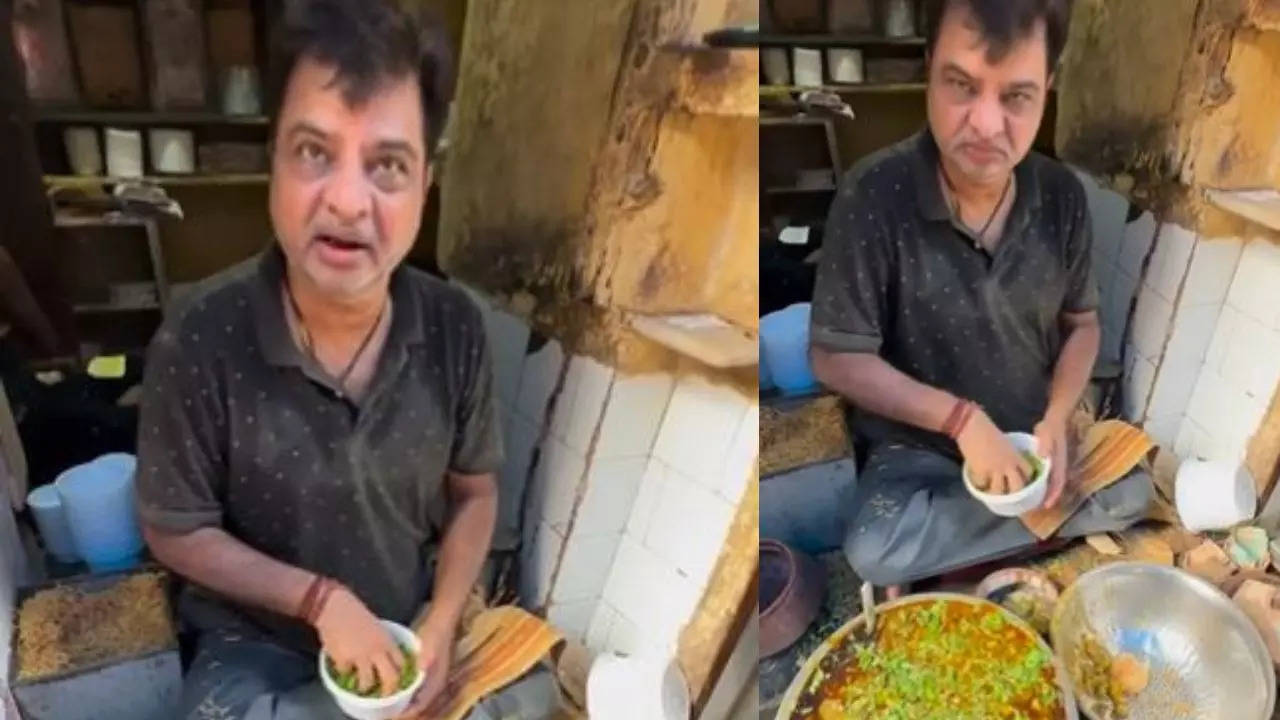 Chaat-vendor-food-vlogger-viral