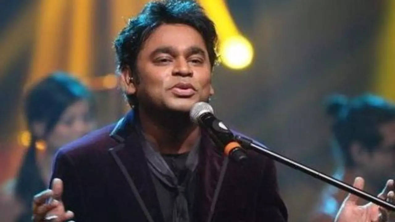 Netizens REJECT AR Rahman's Apology For Stampede At Chennai Concert: Money Is Not The Only Issue