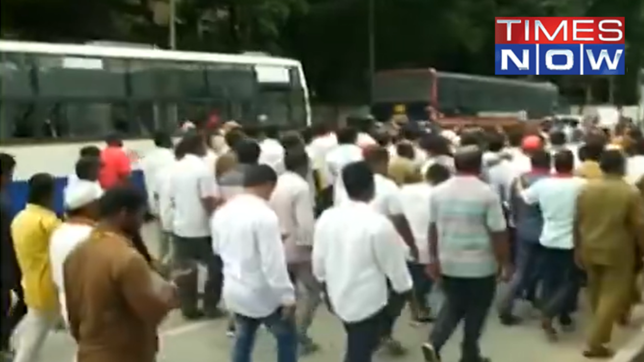 The Day-Long Bandh Called by Private Transporters was Called Off After Talks With