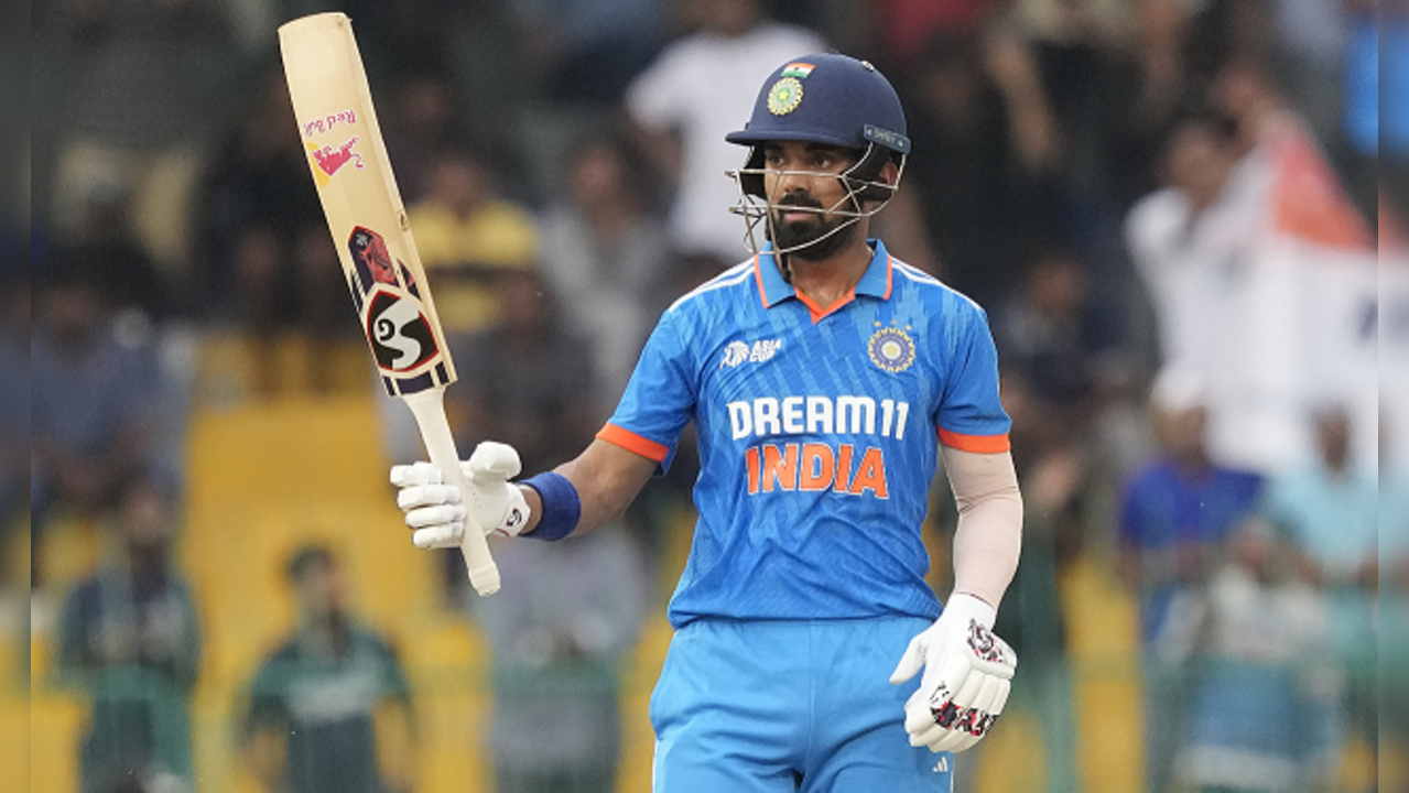 KL Rahul remained unbeaten on 111 from 106 balls against Pakistan on Monday during Asia Cup 2023 Super Fours match..jpg