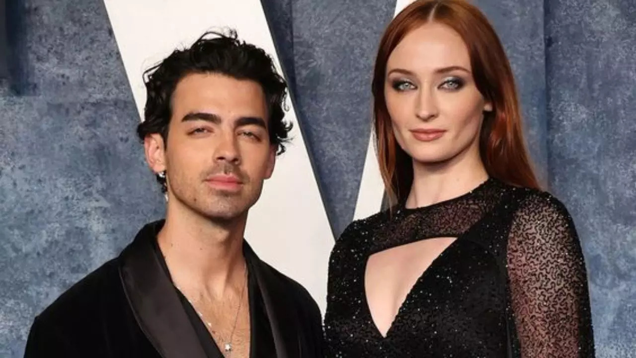 Joe Jonas Sheds Tears While Performing On Song Written For Estranged Wife Sophie Turner: Time Only Heals