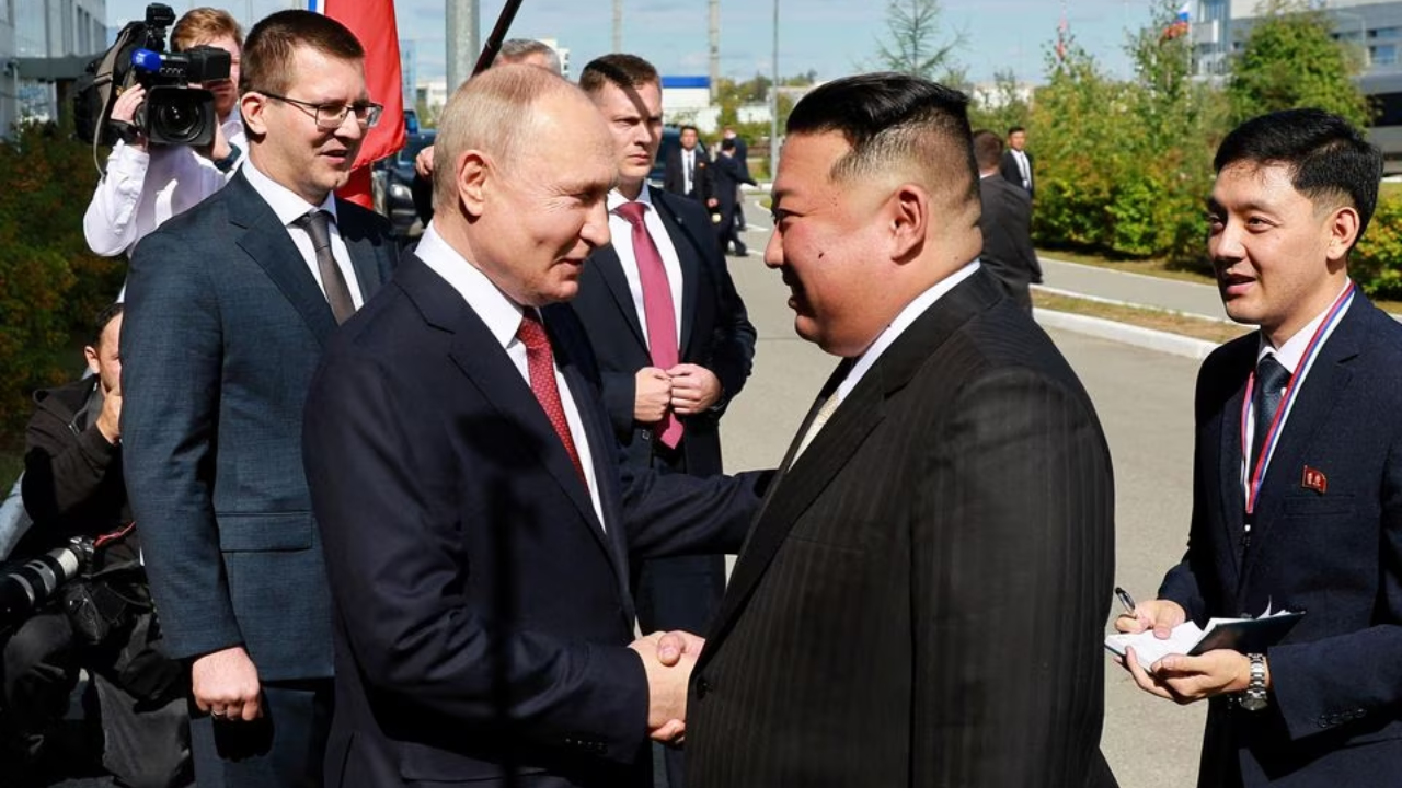north korea leader kim kong un, russia president vladimir putin meet at russian space centre | what's cooking?