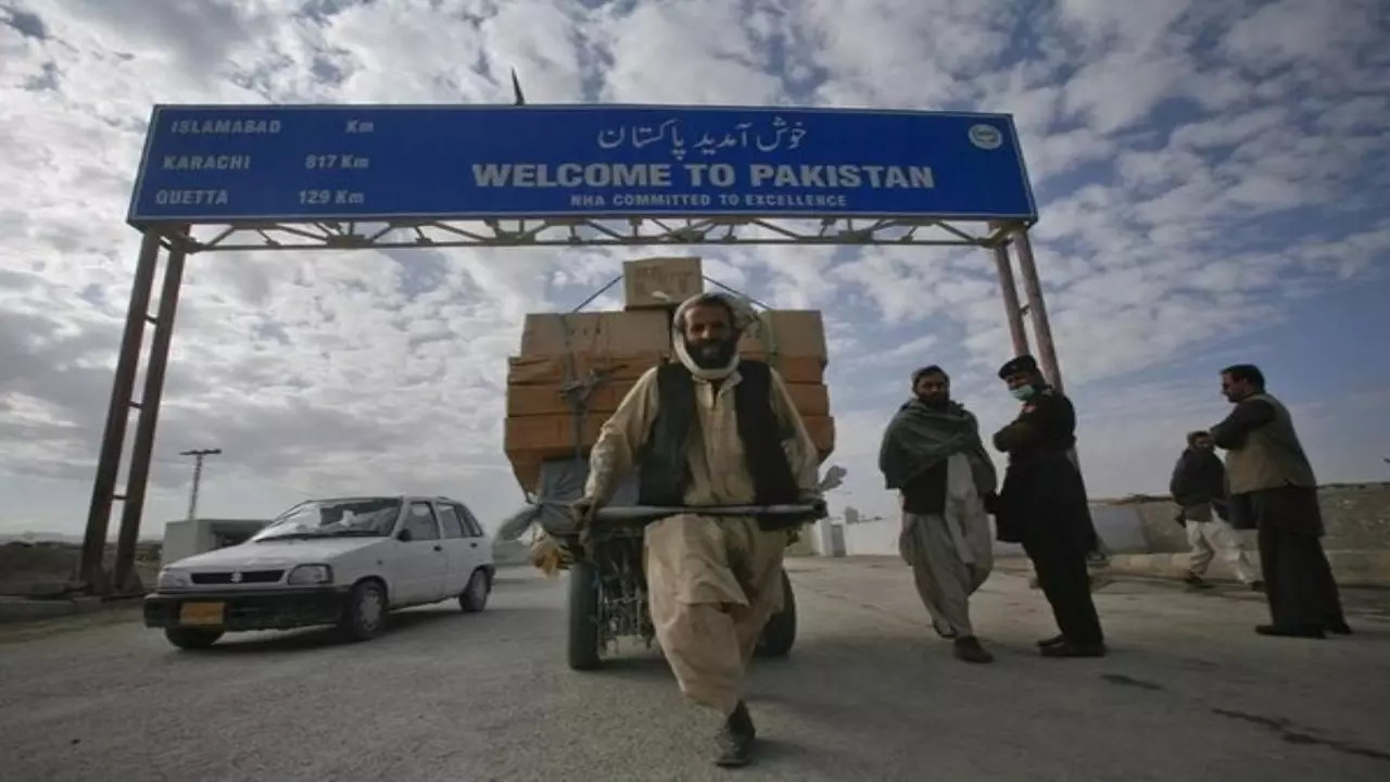 Pakistan, Afghanistan Torkham Border Resumes After Eight Days  | DETAILS