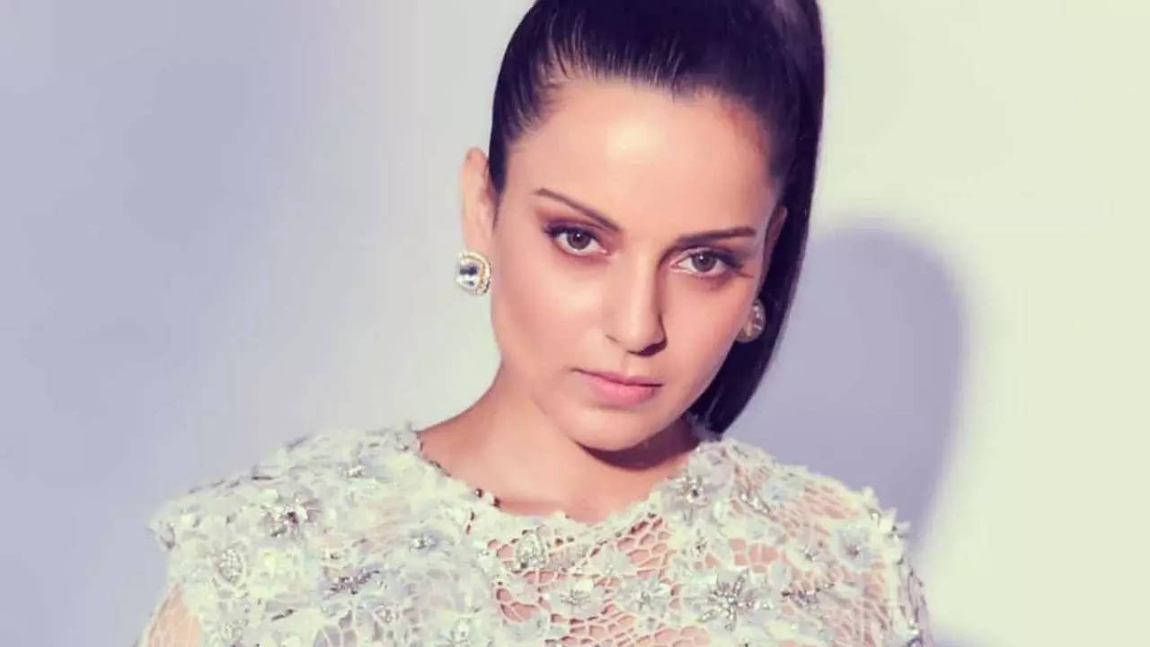 Batman Hoon Mai! Kangana Calls Herself GOAT, Says She Is ‘Badtameez And Bhayankar Wali’ Talented