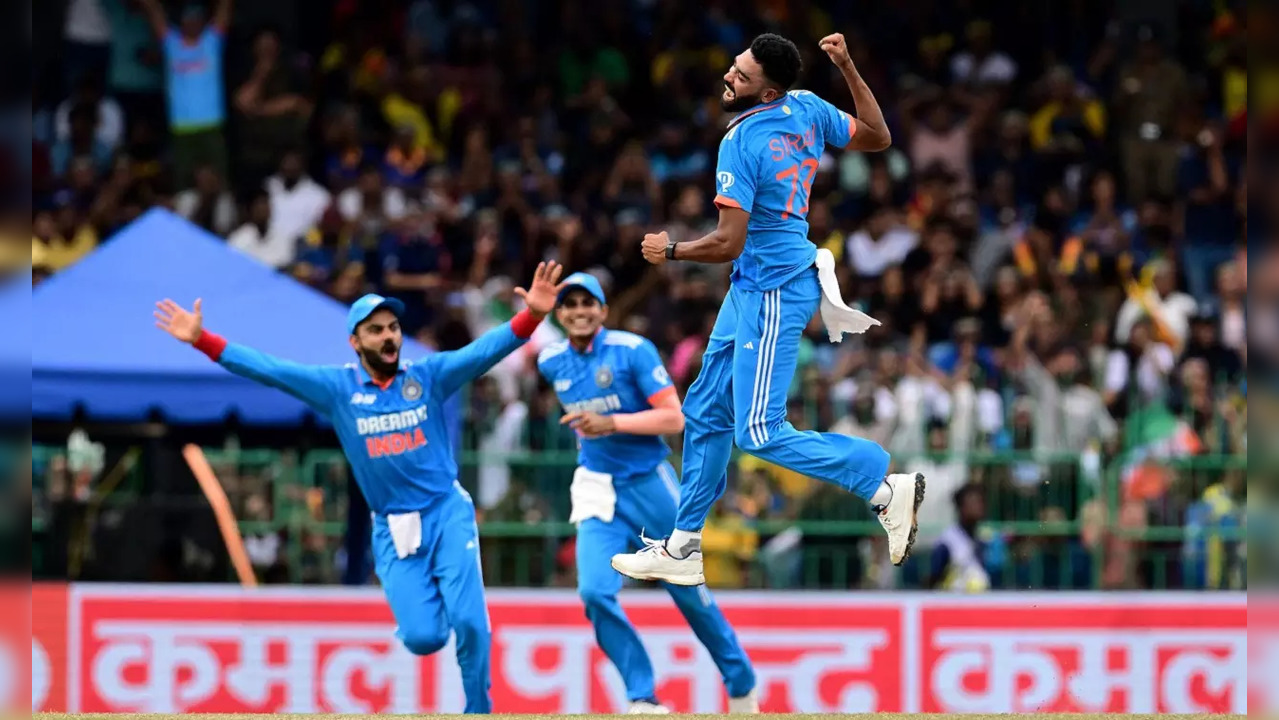 Mohammed Siraj breaks 35-year-old record by taking six wickets for 21 runs in Asia Cup 2023 final