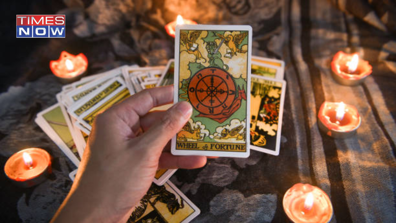 Tarot card reading