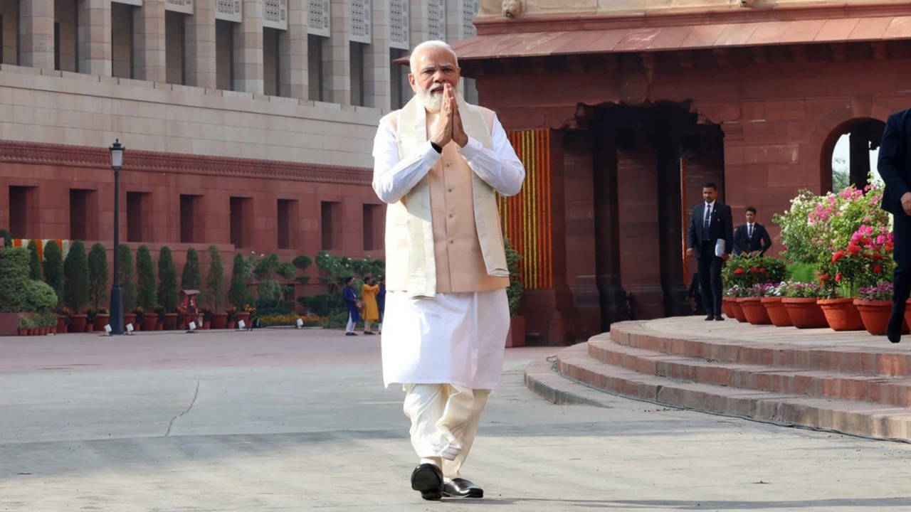 PM Modi Speaks At Parliament Special Session