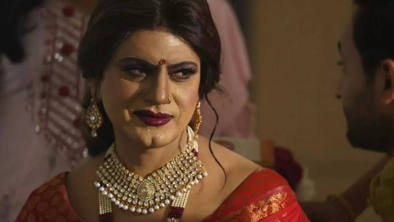 Nawazuddin Siddiqui Opines If Transgenders Should Be Cast In Films: Bilkul Karna Chahiye But Usse Pehle...