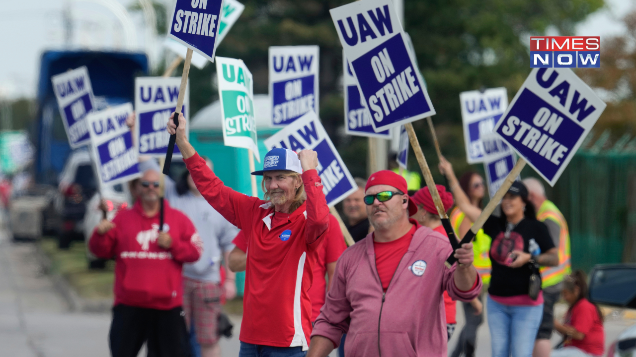 US Auto Workers Strike: Biden Calls For 'Win-Win' Agreement | All About the UAW Protest