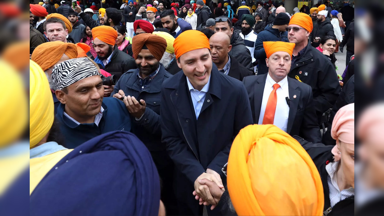 Justin Trudeau at a Khalsa Day parade in 2017