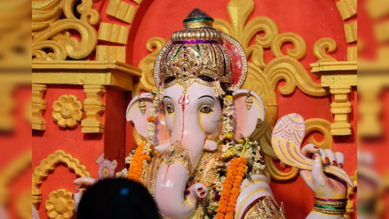 How Ganesh Ji taught Kuber Dev a lesson in humility