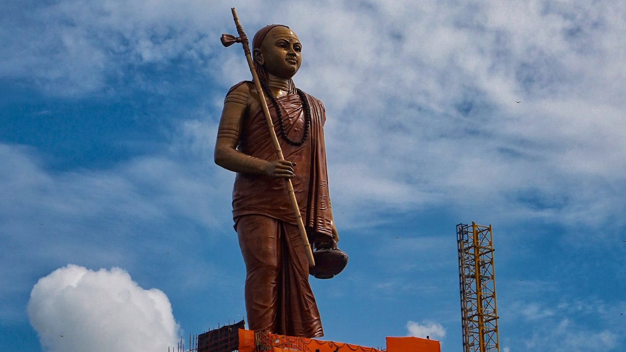 adi shankaracharya statue