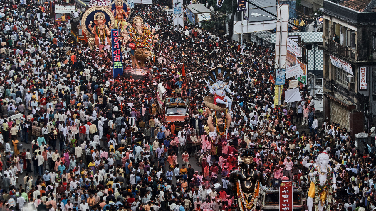 ​Ban on Liquor Sale has been imposed to avoid any untoward incident during the Ganesh idol immersion or Visarjan processions ​