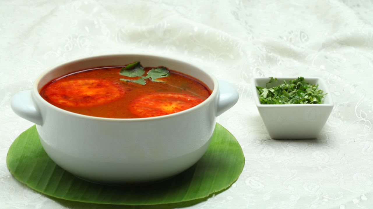 Know the wondrous benefits of rasam and how to prepare it at home. Pic Credit: Flickr