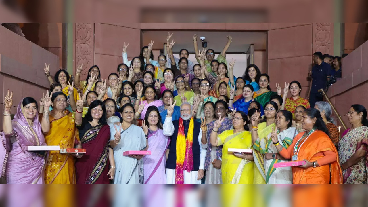 Modi With Women MPs