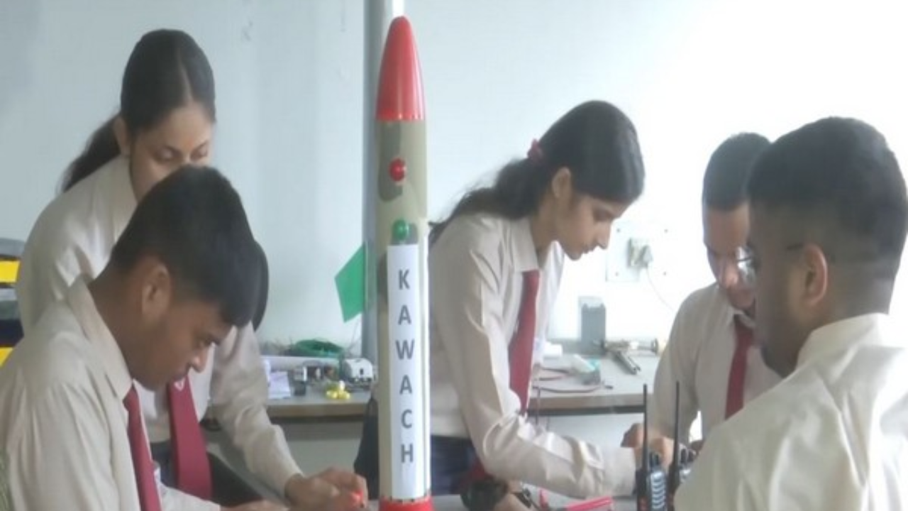 UP: Gorakhpur students make Kavach missile prototype to safeguard civilian areas