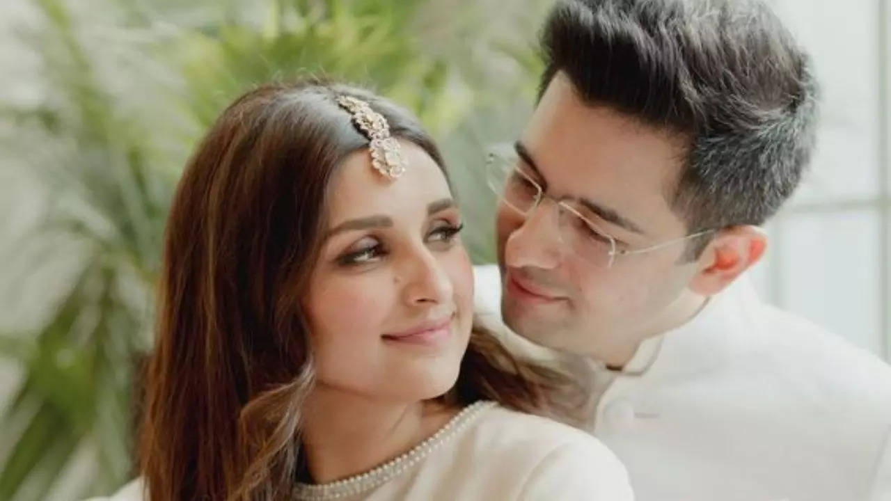 Parineeti Chopra, Raghav Chadha DITCH Business Class To Travel In Economy For Grand Udaipur Wedding