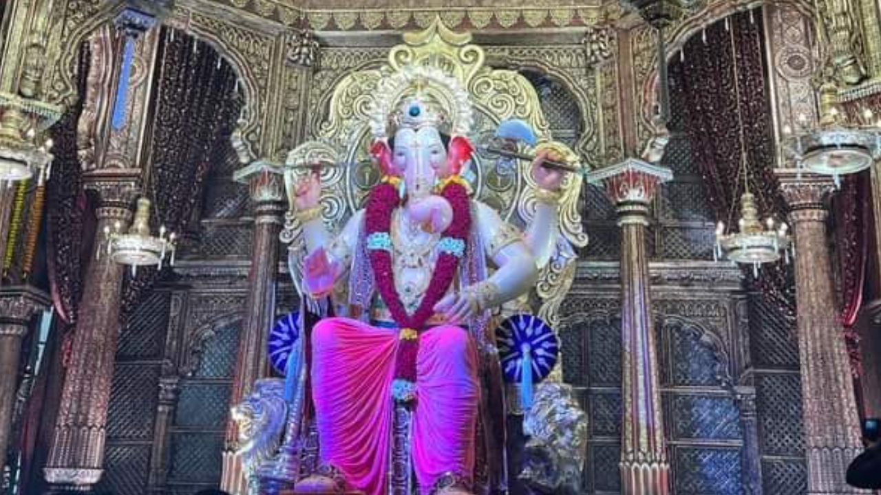 lalbaugcha raja 