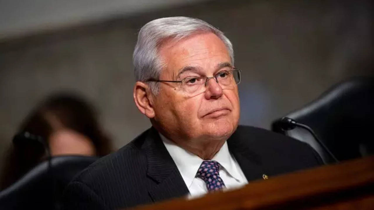 Sen. Bob Menendez of New Jersey, wife charged with bribery