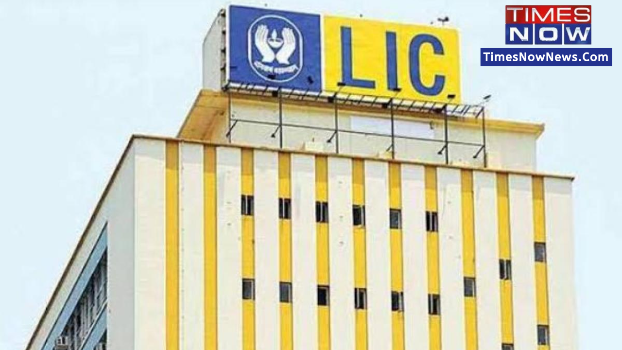 LIC, lic share price, gst notice, lic gst notice