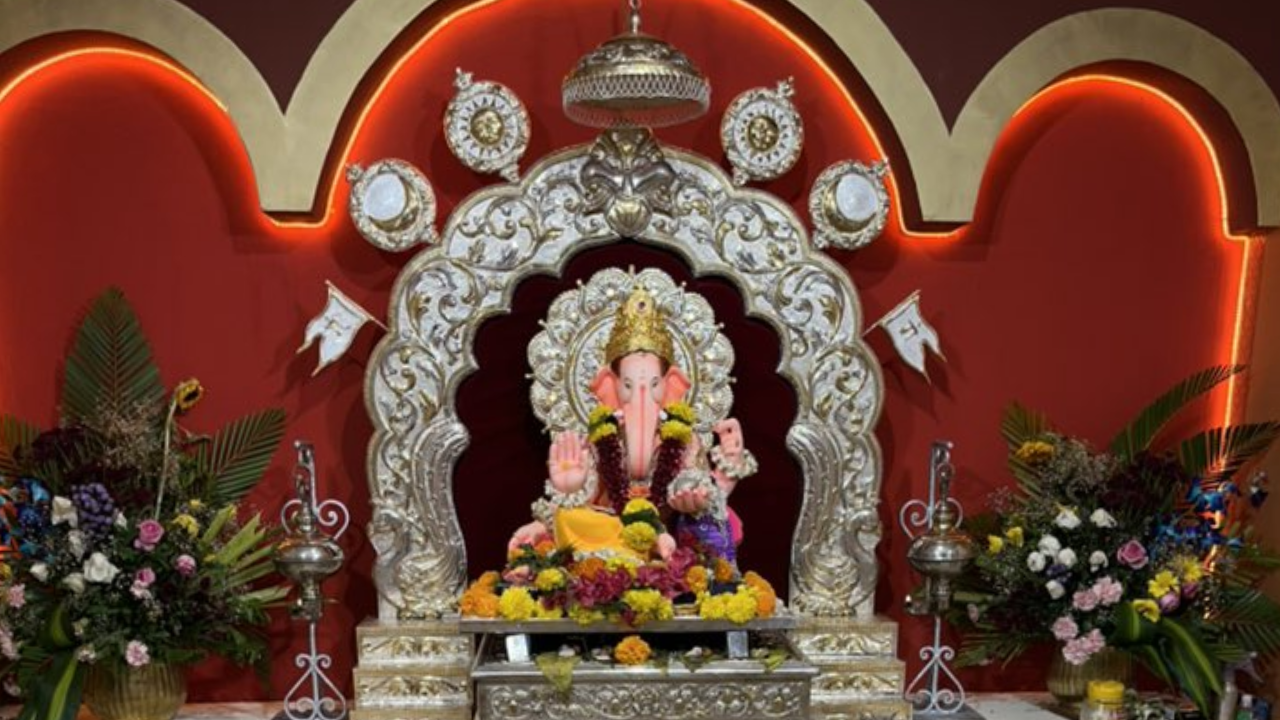 Mumbai's Oldest Keshavji Naik Chawl Ganpati Mandal Has Been Around For 131 Years