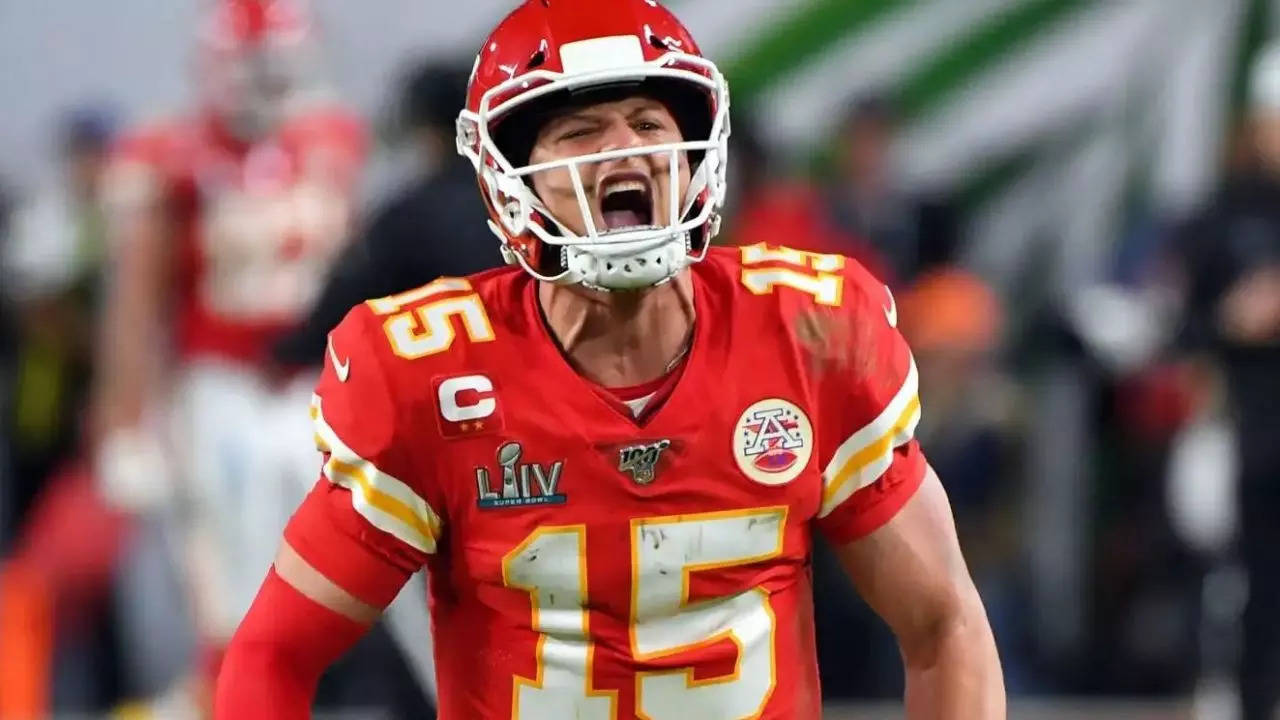 Patrick Mahomes was seen limping during the Kansas City Chiefs vs Chicago Bears game on Sunday