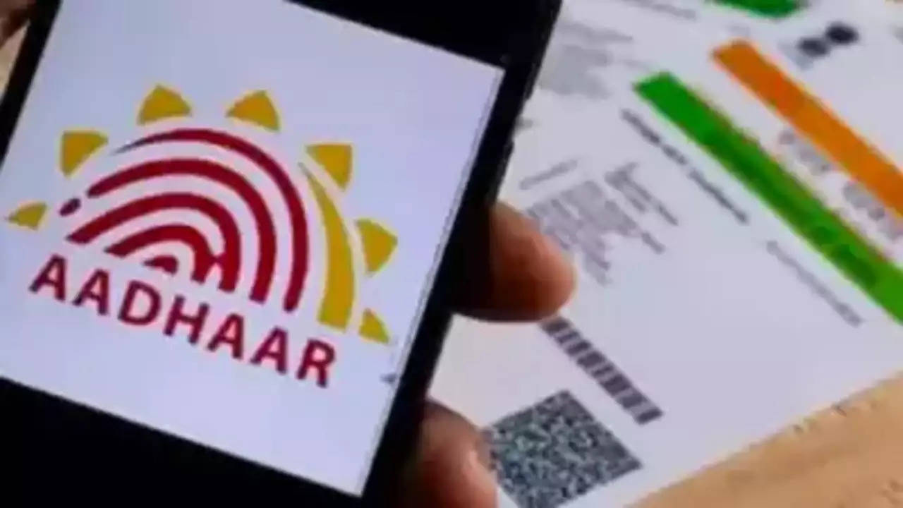 Centre Rebuffs Moody’s Review of Aadhar